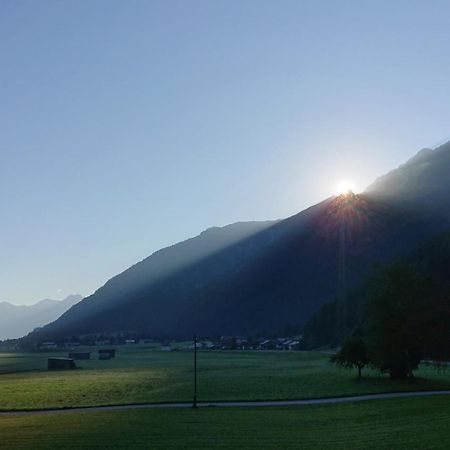 Ferienhaus Lechtaler Alpen Bach  Exteriör bild