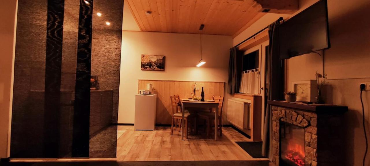 Ferienhaus Lechtaler Alpen Bach  Exteriör bild